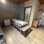 Gaestehaus Back *