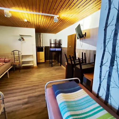 Gaestehaus Back بيت ريفي *